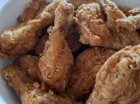 오늘 저녁은 치킨이닭