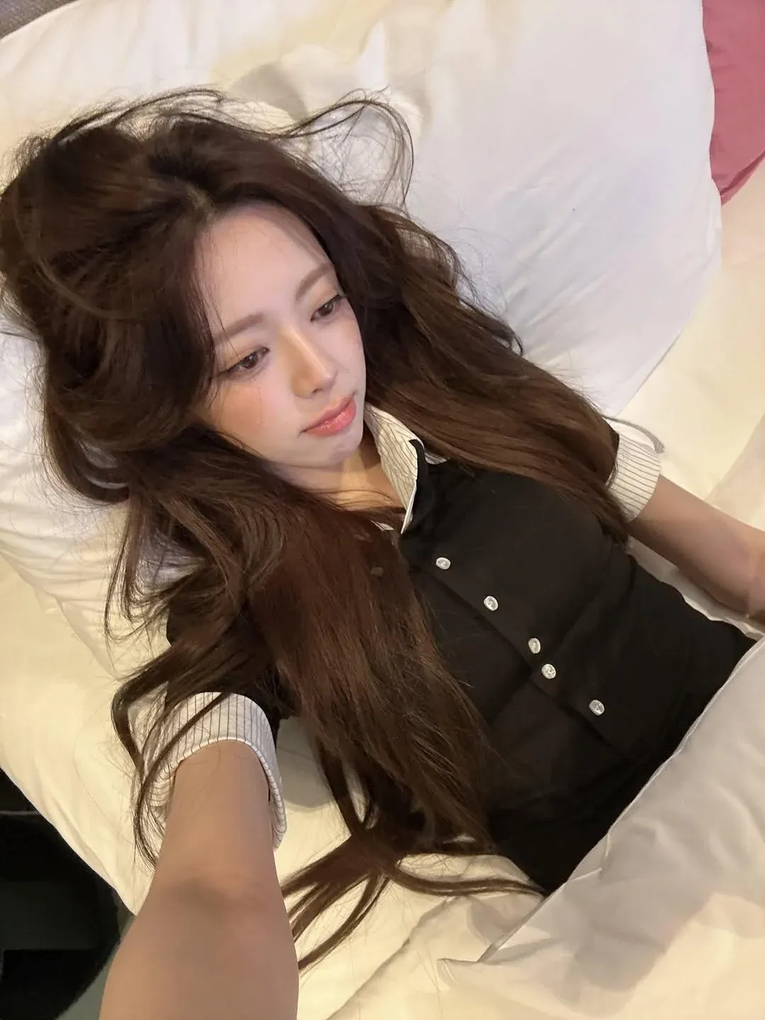 99% 확률로 이국주 침대 셀카