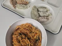야근 근무중에 비빔파스타