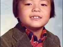 뭔가 되게 소울풀할거 같은 아기