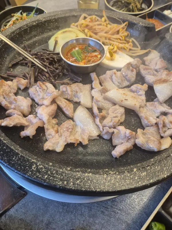 맛난거 먹고 힘내자잉~