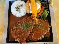 나왔다 내 돈까스