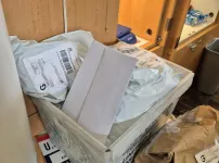 이벤트 상품 우체국에 맡겼습니다.