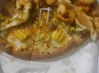 피자 배달 온 상태 꼬라지가 이게