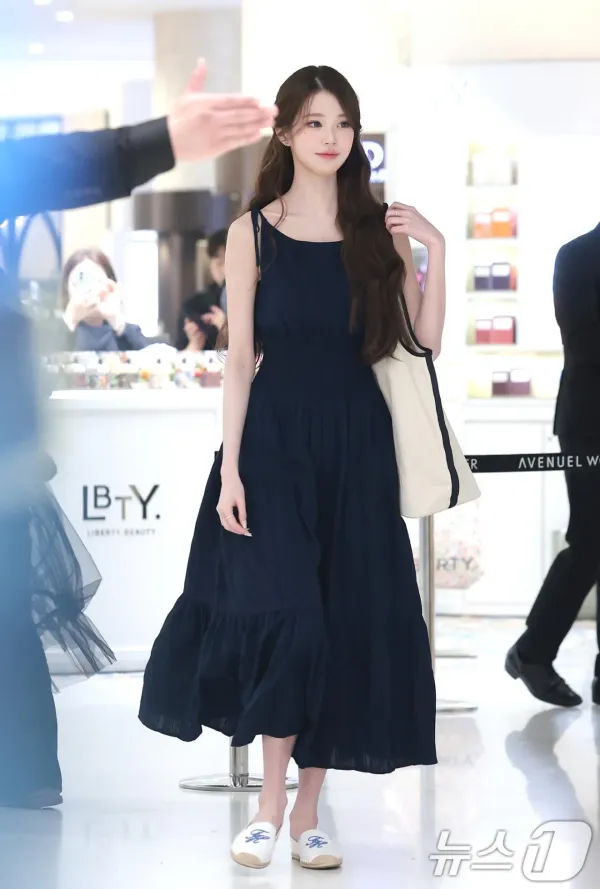 오늘자 아이브 장원영 기사사진