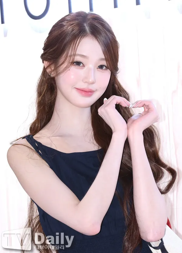 오늘자 아이브 장원영 기사사진