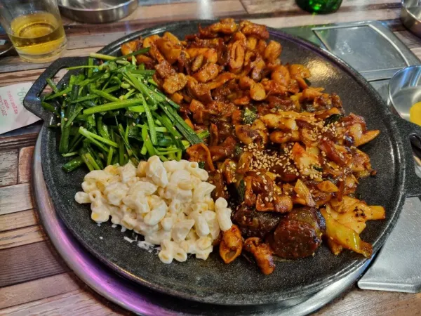 내 안주 나왔어