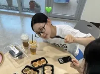안경쓴 이진 ㅎㅎ