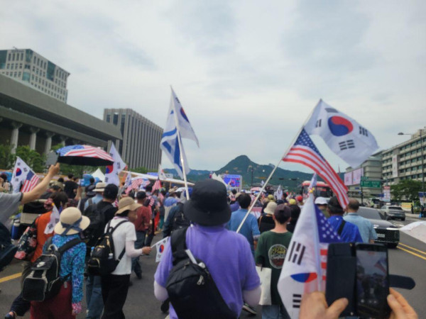 청와대 쪽 다녀왔다