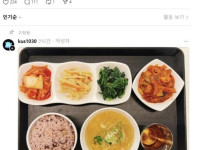 예산 깎인 회사 구내식당 특징
