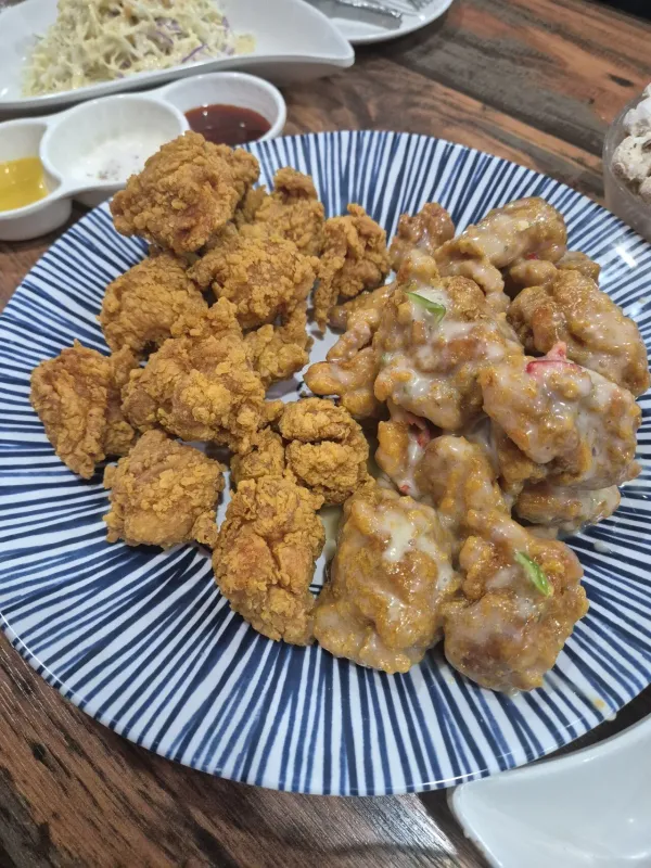 치킨 먹어용ㅋㅋㅋ