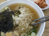 멸치국수 드가자잇