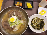 오 냉면 등장~