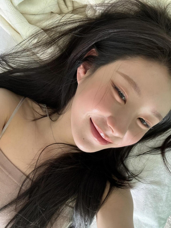 채령 인스타