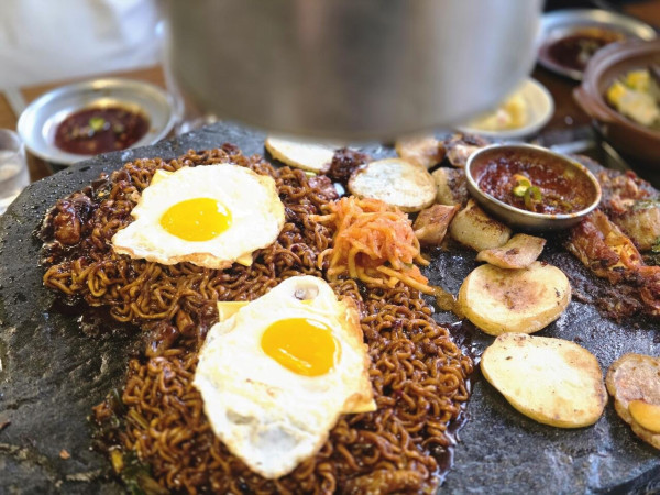 돌판 짜파게티
