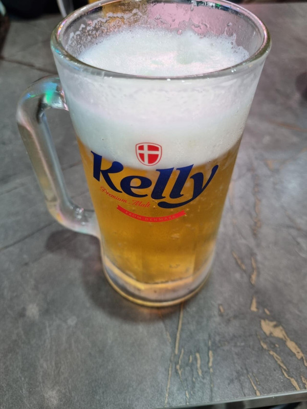 생맥주 한잔 마셔라