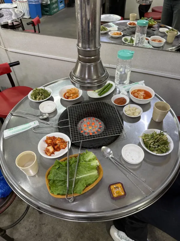 오늘 점심에 다녀온 한우집