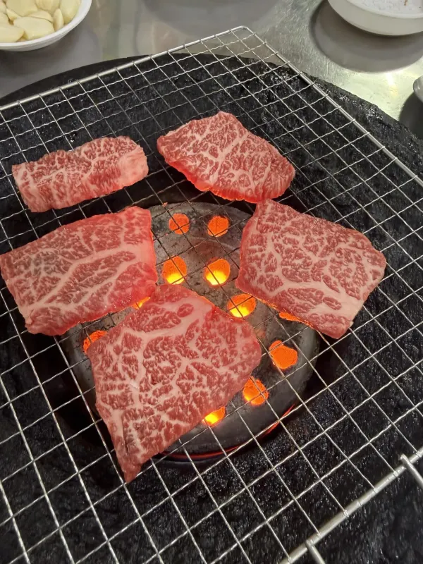 오늘 점심에 다녀온 한우집