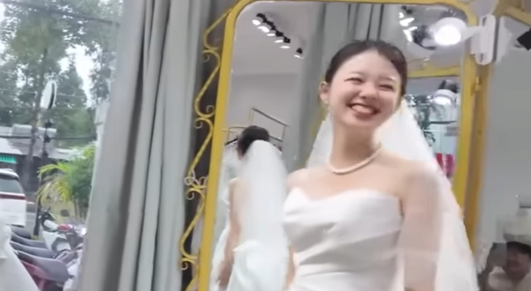 20세 베트남 신부랑 결혼한 32세 신랑