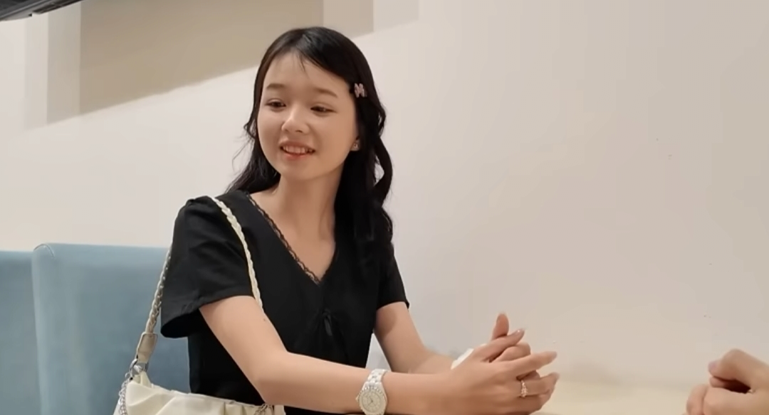 20세 베트남 신부랑 결혼한 32세 신랑