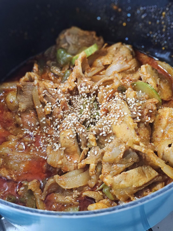 대패삼겹살로 제육 만들었다