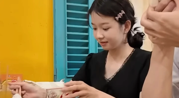 20세 베트남 신부랑 결혼한 32세 신랑