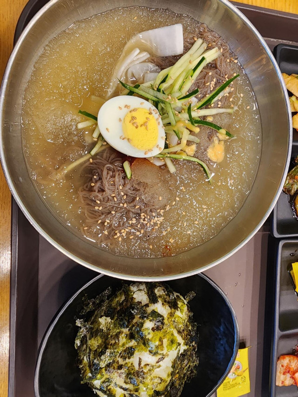 드디어 내 냉면 나왔다
