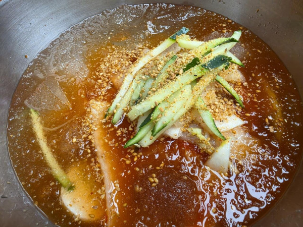 시원하게 한 그릇ㅅㅅㅅㅅㅅㅅ