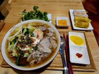 쌀국수 먹으러 왔다