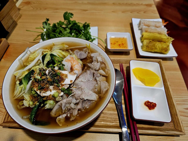 쌀국수 먹으러 왔다